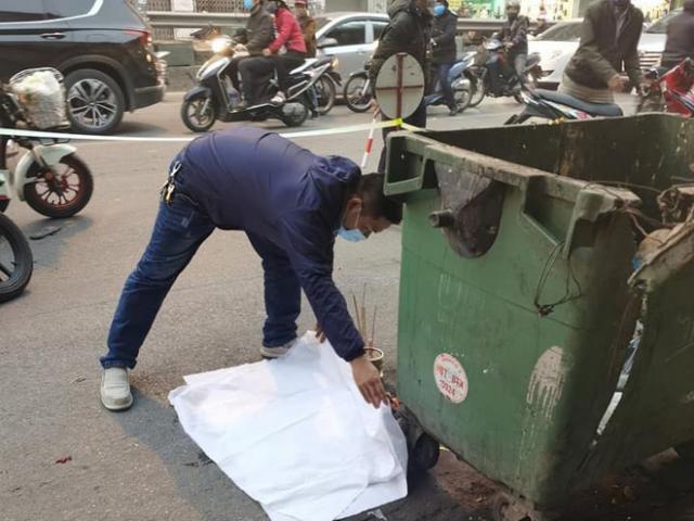 Tin tức trong ngày - Hà Nội: Kinh hoàng phát hiện thai nhi trong túi đen bị ô tô cán qua
