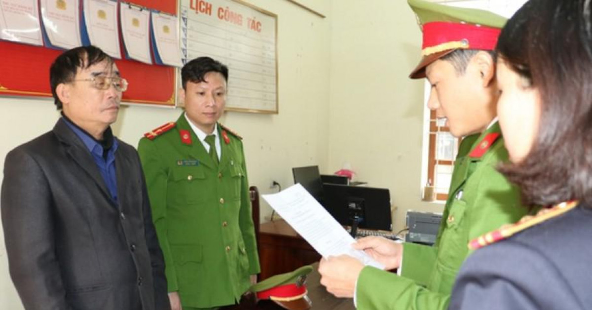 Tin tức trong ngày - Thiệt hại do mưa lũ 83 triệu, cán bộ khai khống lên 805 triệu