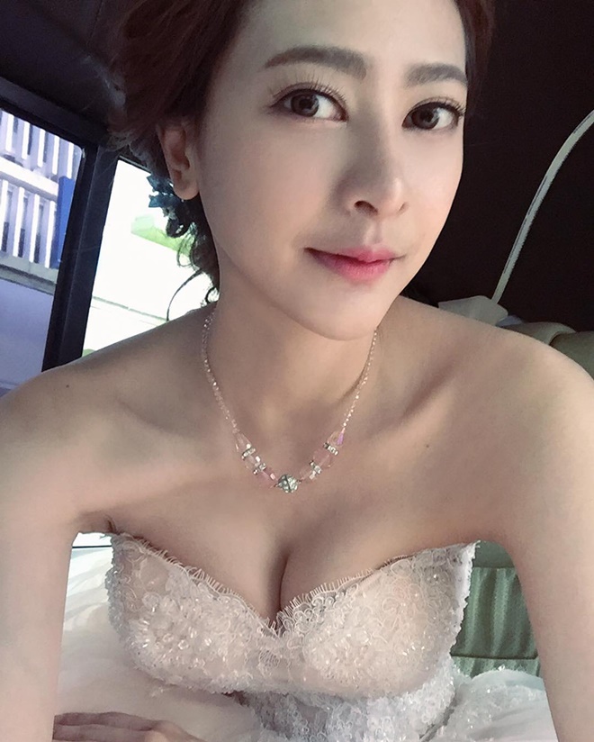 Bị quấy rối tống tiền lẫn gạ tình vì khoe ảnh sexy, cô đào nóng bỏng phản ứng bất ngờ - 1