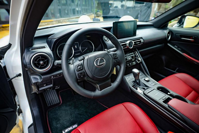 Lexus IS thế hệ mới ra mắt tại Việt Nam, giá bán từ 2,1 tỷ đồng - 8