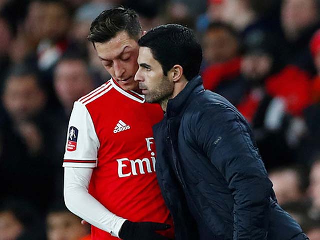 Đoạn kết buồn của Ozil với Arsenal