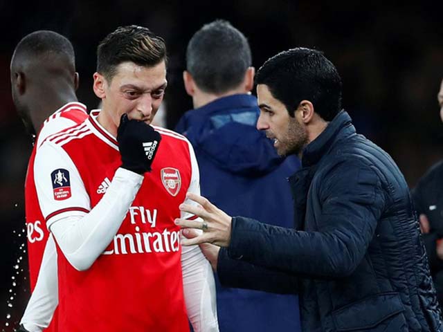 Bóng đá - Tin mới nhất bóng đá tối 16/1: Arsenal đạt thỏa thuận chấm dứt hợp đồng với Ozil