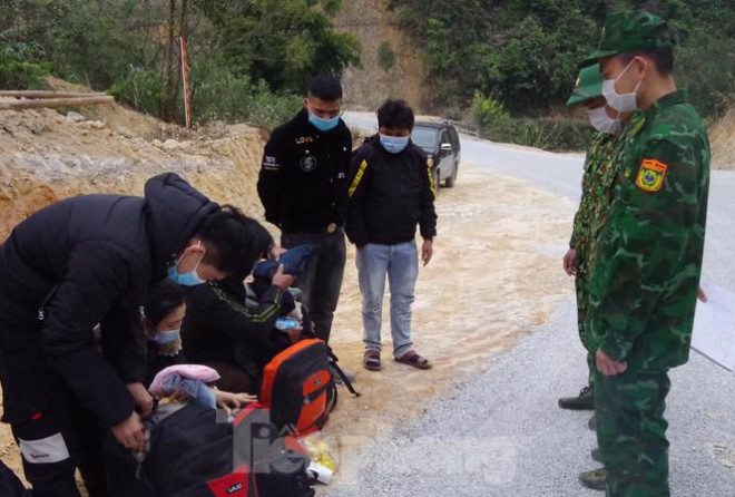 Lực lượng biên phòng Ba Sơn ngăn chặn 14 công dân nhập cảnh trái phép, sáng ngày 16/1 .Ảnh: Vi Toàn