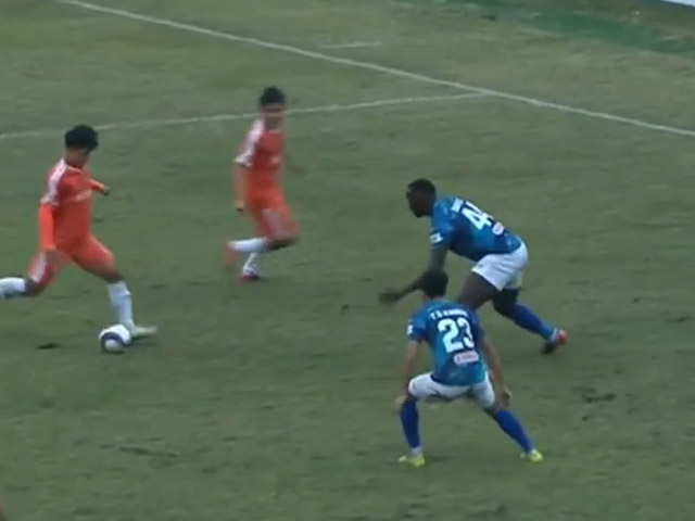 Bóng đá - Video Đà Nẵng - TP.HCM: Đức Chinh tỏa sáng, "dằn mặt" siêu HLV