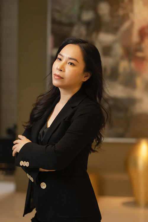 CEO Nguyễn Thu Hà là người phụ nữ bản lĩnh, quyết đoán.