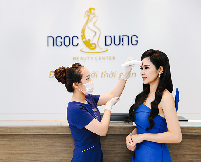 Diễn viên Việt Trinh xuất hiện đẹp tựa nữ thần tại Phan Thiết - 3