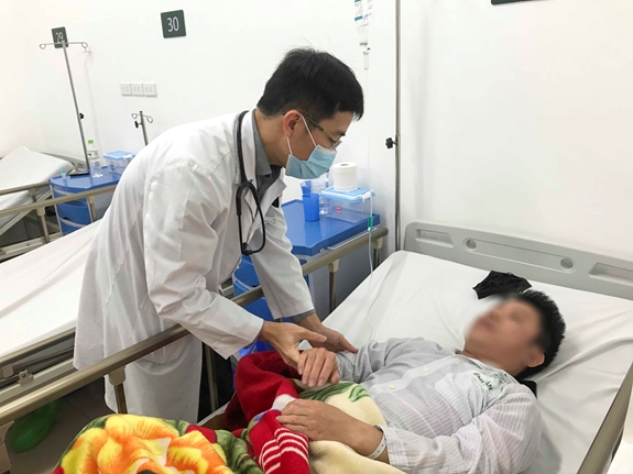 Bệnh nhân đột quỵ cấp cứu tại Bệnh viện Bạch Mai.&nbsp;