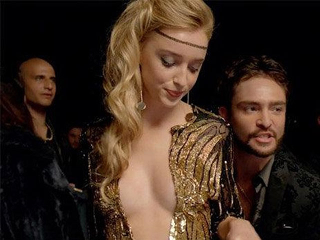 Làm đẹp - Đường cong nữ tính của bông hồng Anh quốc điêu đứng vì scandal web đen