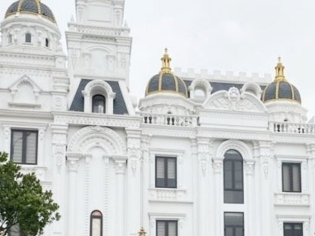 Kinh doanh - "Trùm" giang hồ hắc ám Trưởng "Hàng" sống vương giả trong biệt thự trắng trăm tỷ