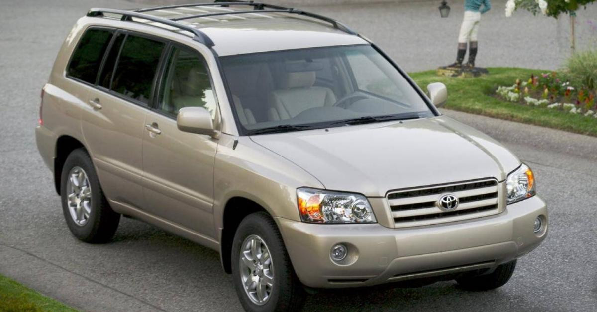 Tin tức ô tô - Top 10 mẫu xe hơi bền bỉ nhất thế giới: Toyota áp đảo