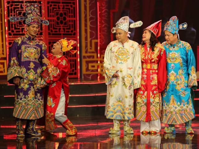 Media - Nghe lại những bài hát chế hay nhất trong các mùa Táo Quân