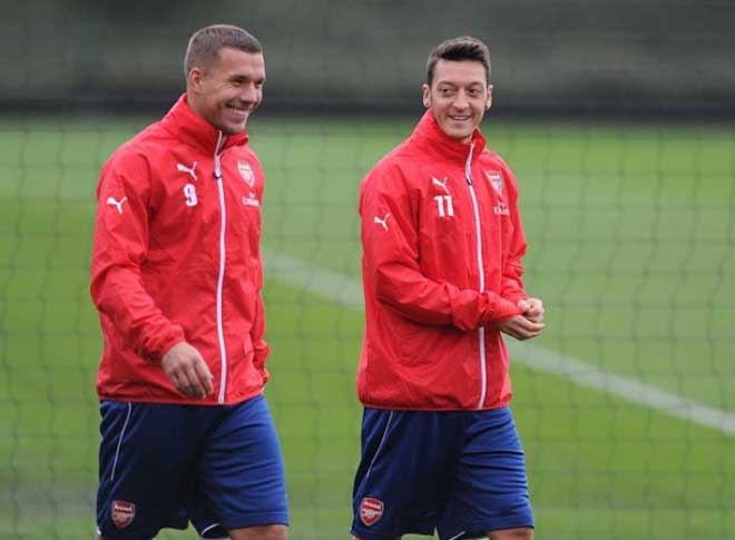 Podolski và Ozil thời còn khoác áo Arsenal