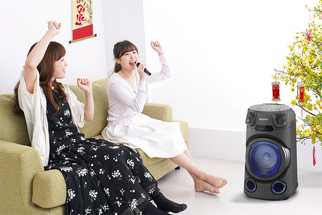 Hát Karaoke “chuẩn như sao” với loa Karaoke Sony MHC-V13