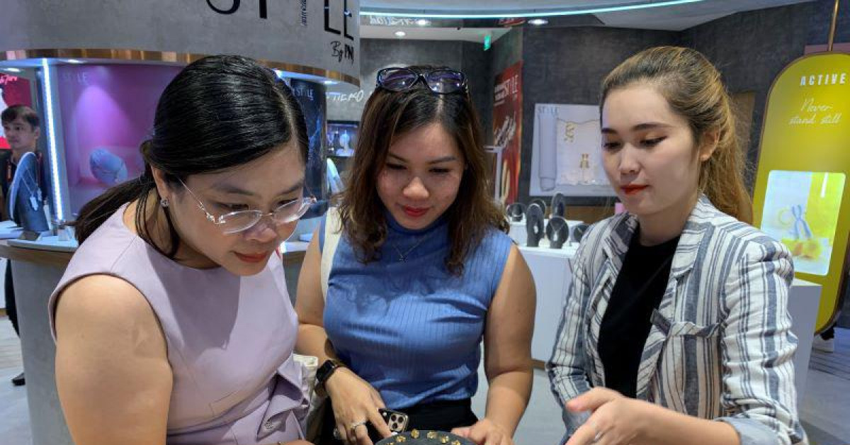 Kinh doanh - Mặc kệ dịch bệnh, 1 ông trùm vàng lãi hơn 1.000 tỉ