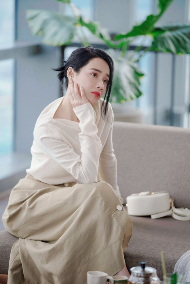 Tạo hình sang chảnh của 3 ngọc nữ hot nhất điện ảnh Việt: Nhã Phương, Lan Ngọc, Diễm My 9X trong phim mới - 6