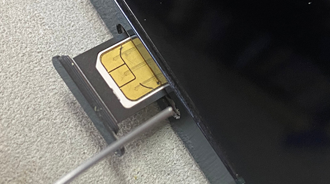 Hướng dẫn chi tiết cách lấy SIM ra khỏi iPhone nhanh nhất - 3