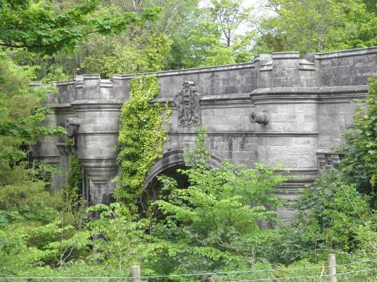 "Ớn lạnh sống lưng" với 14 địa điểm du lịch kỳ lạ - 12