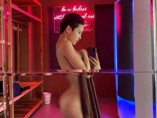 Làm đẹp - Body hấp dẫn xuất sắc của 2 "con gái nuôi được bố đường chu cấp 50 triệu/tháng"