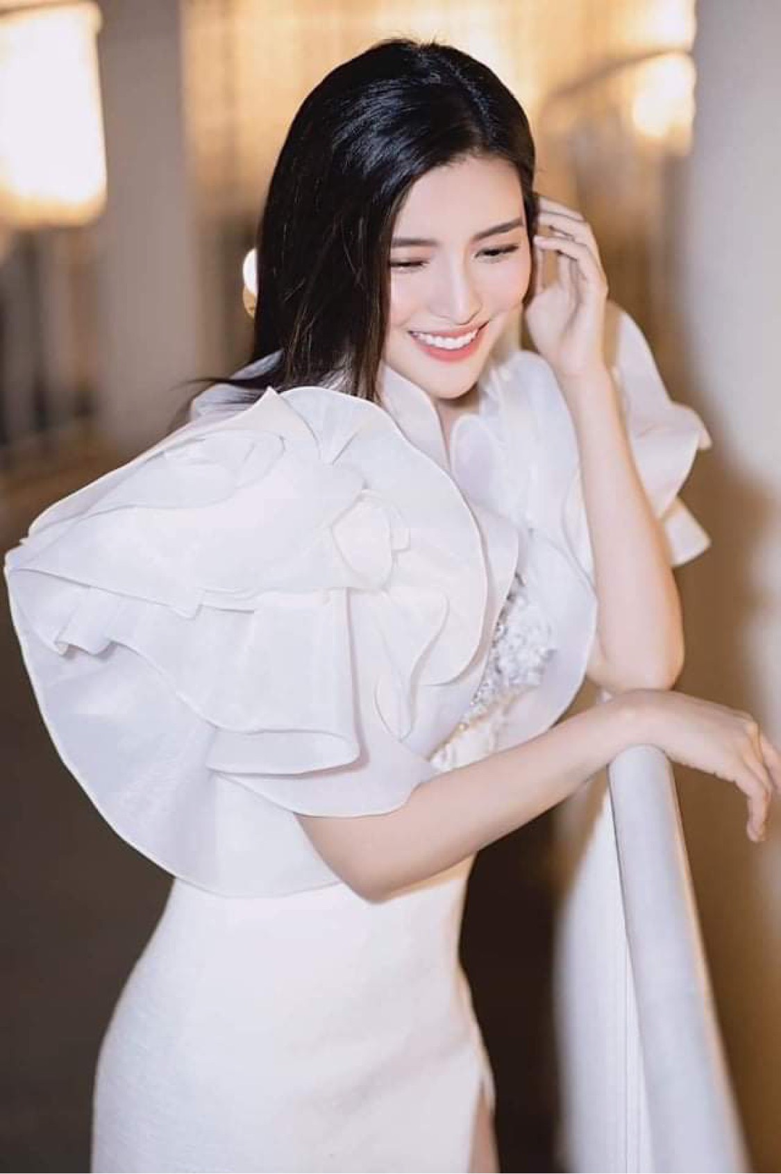 "Hoạn Thư" Cao Thái Hà hóa "nữ thần" kiêu sa chiếm trọn spotlight thảm đỏ - 8