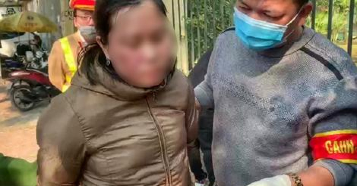 Pháp luật - Người phụ nữ cùng tình nhân dạo phố với ma tuý