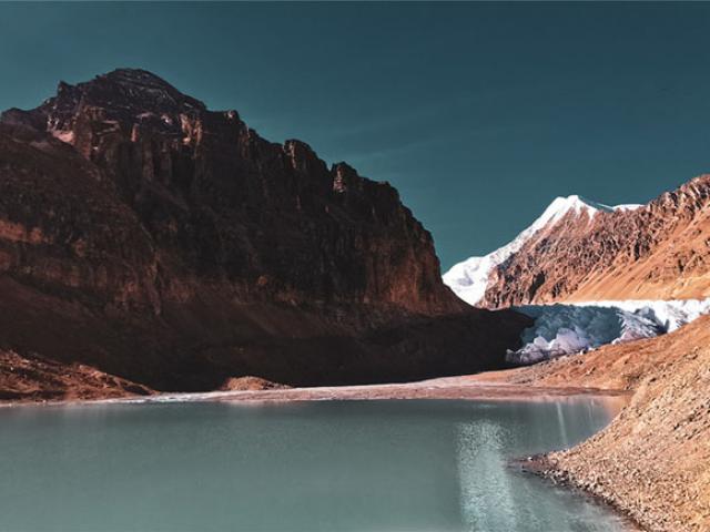 Du lịch - Sông băng ở Tây Tạng hiếm khi được thế giới bên ngoài biết đến