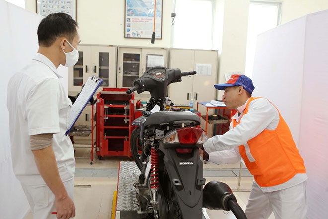 Honda Việt Nam tổ chức vòng chung kết Hội thi kỹ thuật viên dịch vụ và nhân viên phụ tùng xuất sắc 2020. - 2