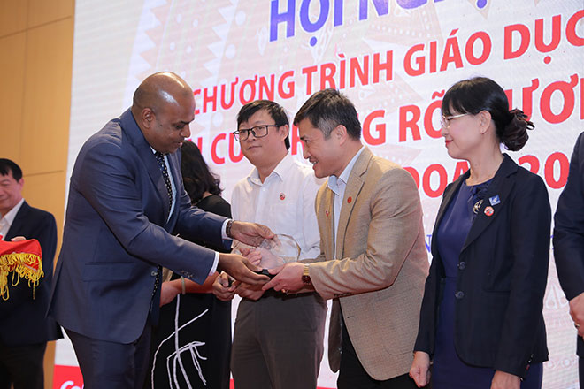 Lễ tổng kết chương trình giáo dục Nha Học Đường “Nụ Cười Rạng Rỡ, Tương Lai Tươi Sáng” - 2