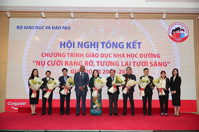 Lễ tổng kết chương trình giáo dục Nha Học Đường “Nụ Cười Rạng Rỡ, Tương Lai Tươi Sáng” - 7