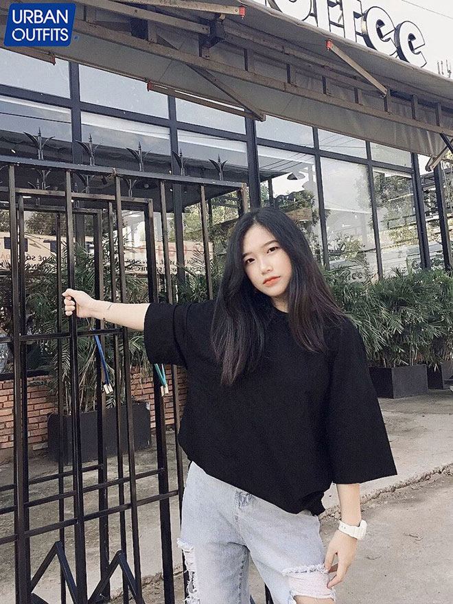 Thời trang outlet với kiểu dáng đơn giản nhưng rất hợp trend