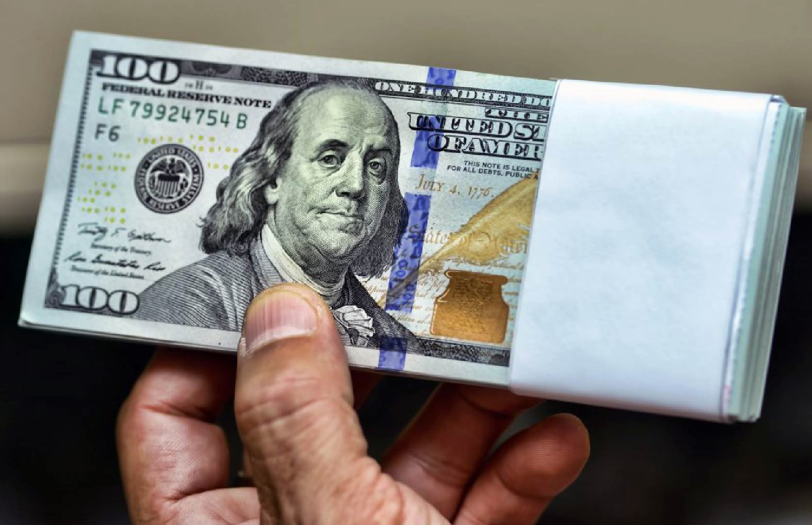 Đồng USD tăng giảm thất thường