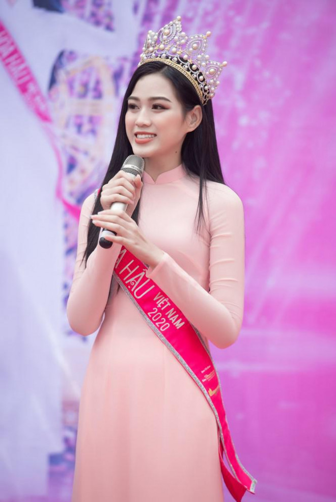 Trước thềm thi Miss World 2021, Hoa hậu Đỗ Thị Hà có những bước đi đầy thông minh - 4