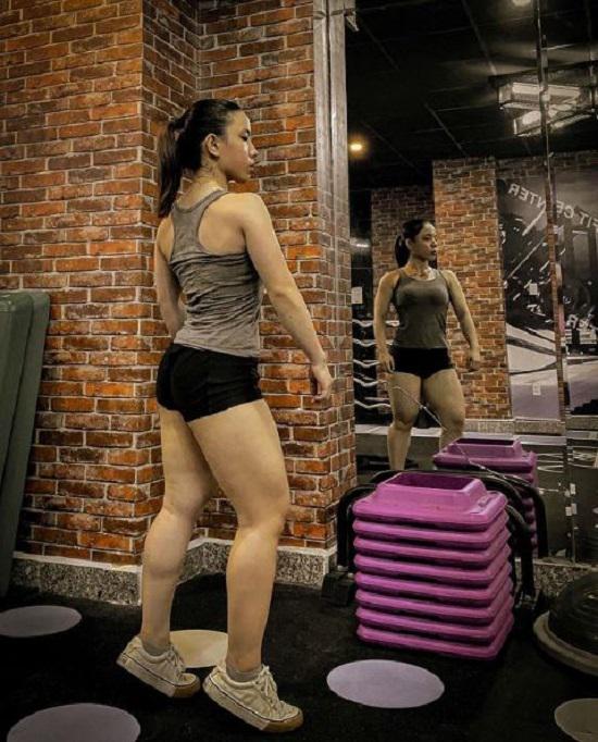 Sau năm tháng khổ luyện, cô gái 23 tuổi sở hữu thân hình cơ bắp.