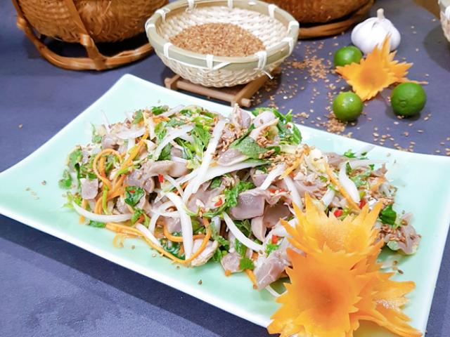 Ẩm thực - Nộm mề gà giòn dai sần sật, vị chua ngọt thanh, chống ngán ngày Tết