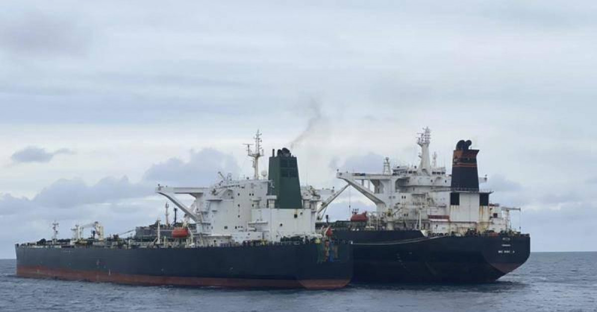 Thế giới - Indonesia bắt tàu chở dầu bất hợp pháp của Iran và Panama