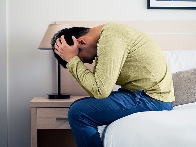 Sức khỏe đời sống - Nếu hay bị đau đầu bất thường thế này, bạn cần đến gặp bác sĩ ngay lập tức