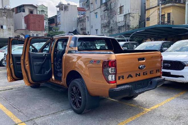 Một số đại lý giảm giá xe Ford Ranger Wildtrak để hút khách trước tết - 2