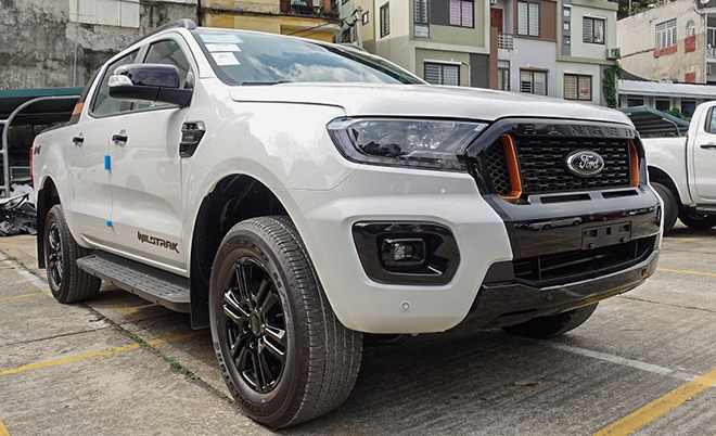 Một số đại lý giảm giá xe Ford Ranger Wildtrak để hút khách trước tết - 3