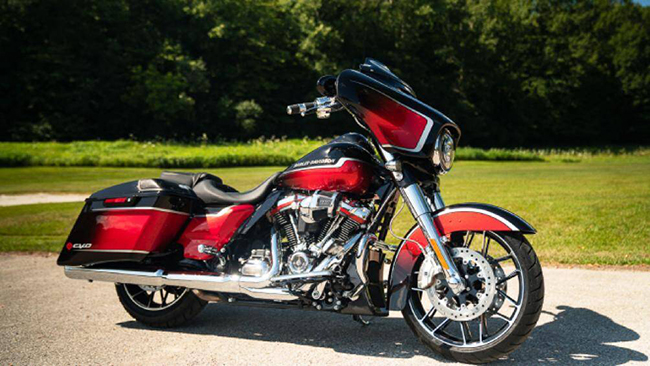 Các mô tô hành trình hiệu suất cao của Harley-Davidson đều được trang bị hệ thống âm thanh H-D Audio
