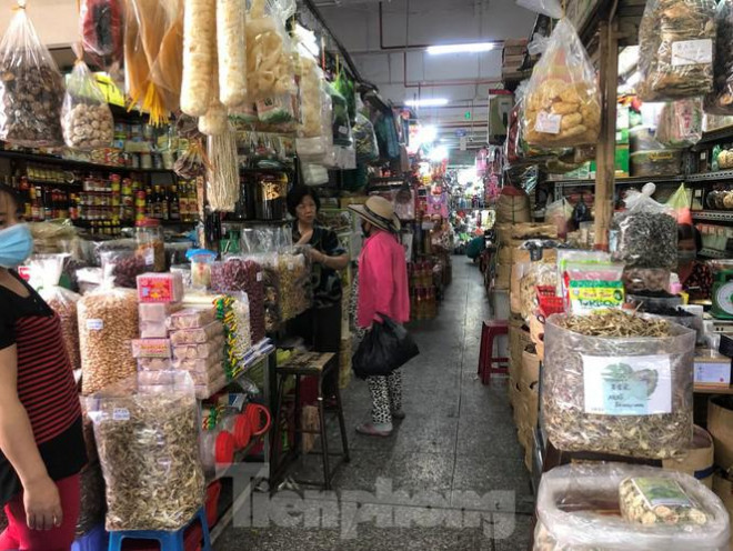 Các mặt hàng đồ chay khô như nấm đông cô, nấm mèo, mì, bún... tại các chợ các không có biến động mạnh.