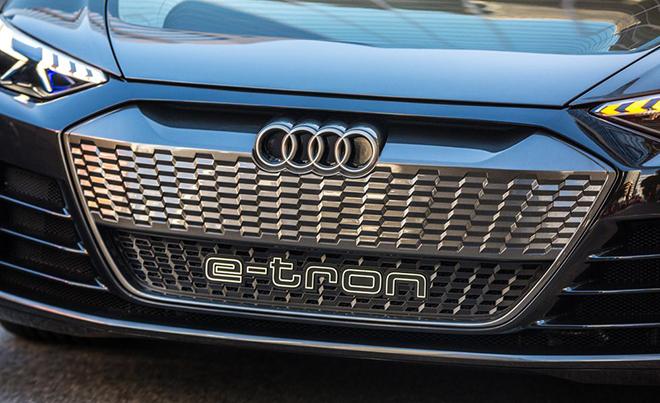 Audi e-tron GT chốt lịch ra mắt, coupé 4 cửa chạy điện - 8