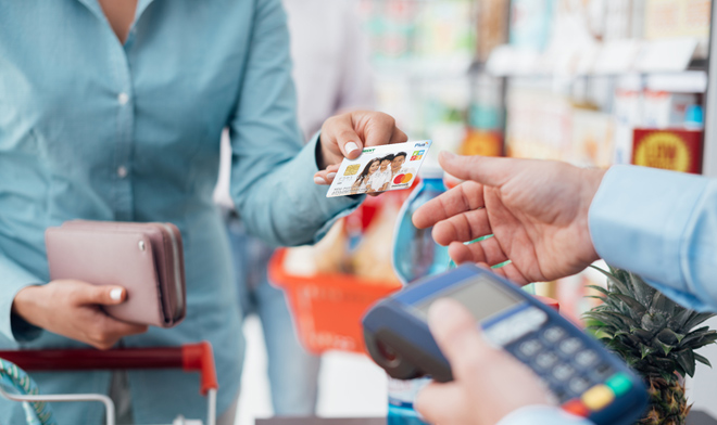 Giao dịch bằng thẻ tiện lợi, an toàn và nhanh chóng