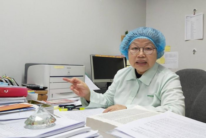 GS.TS. Huỳnh Thị Phương Liên vẫn miệt mài nghiên cứu dù đã ở tuổi 81