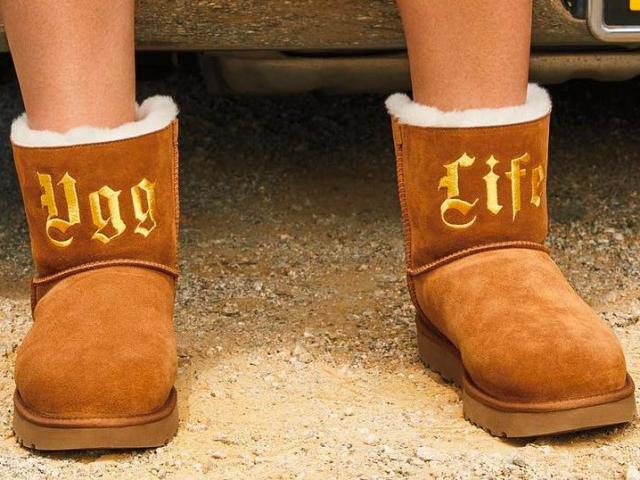 Thời trang - Lịch sử và sự trở lại của những đôi bốt Ugg "xấu xí"