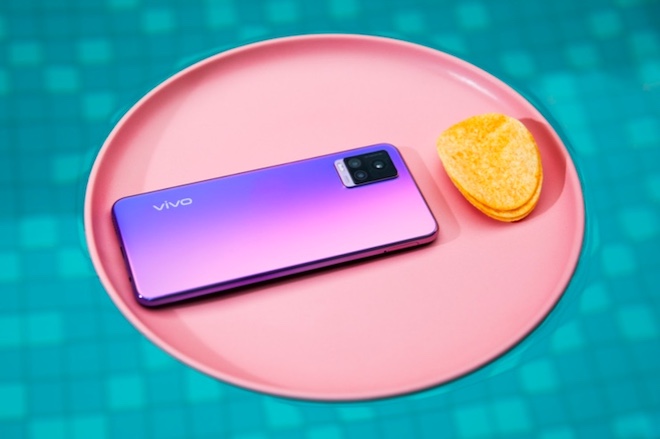 V20 là dòng smartphone "hot" nhất hiện nay của Vivo.