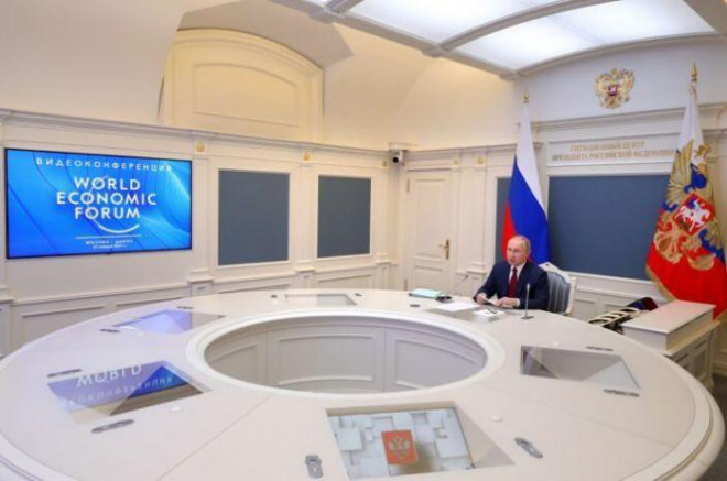 Tổng thống Nga Vladimir Putin phát biểu tại Diễn đàn Kinh tế Thế giới Davos lần đầu tiên kể từ năm 2009