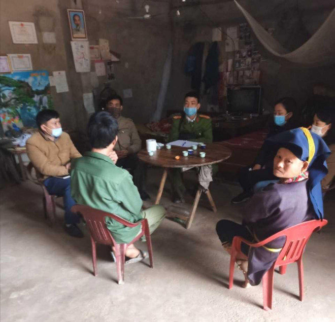Gia đình ông Chìu Phúc Tình, thôn Loỏng Toỏng, xã Thanh Sơn cũng tạm hoãn đám cưới để phòng chống dịch Covid-19