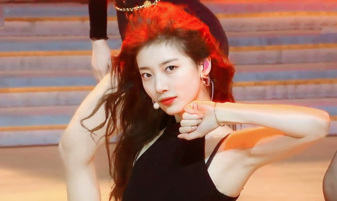 Không ngờ Suzy lại mắc phải lỗi trang phục cơ bản này trong show diễn quan trọng - 3