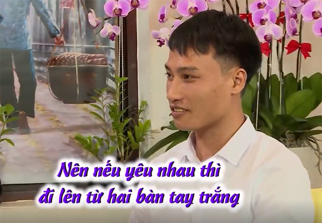 Chàng trai với hai bàn tay trắng vẫn chinh phục được gái xinh khi hẹn hò - 3