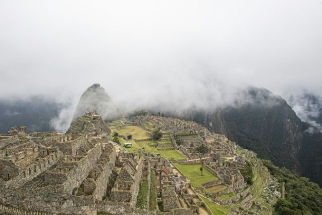 Thành cổ Machu Picchu hay “thành phố đã mất của người Inca” được UNESCO công nhận là Di sản Thế giới vào năm 1983. (Ảnh: AFP)