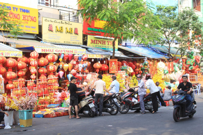 Những nơi chụp ảnh đẹp ở Sài Gòn - Giới trẻ check-in tuyến đường bán đồ Tết Sài Gòn - 10